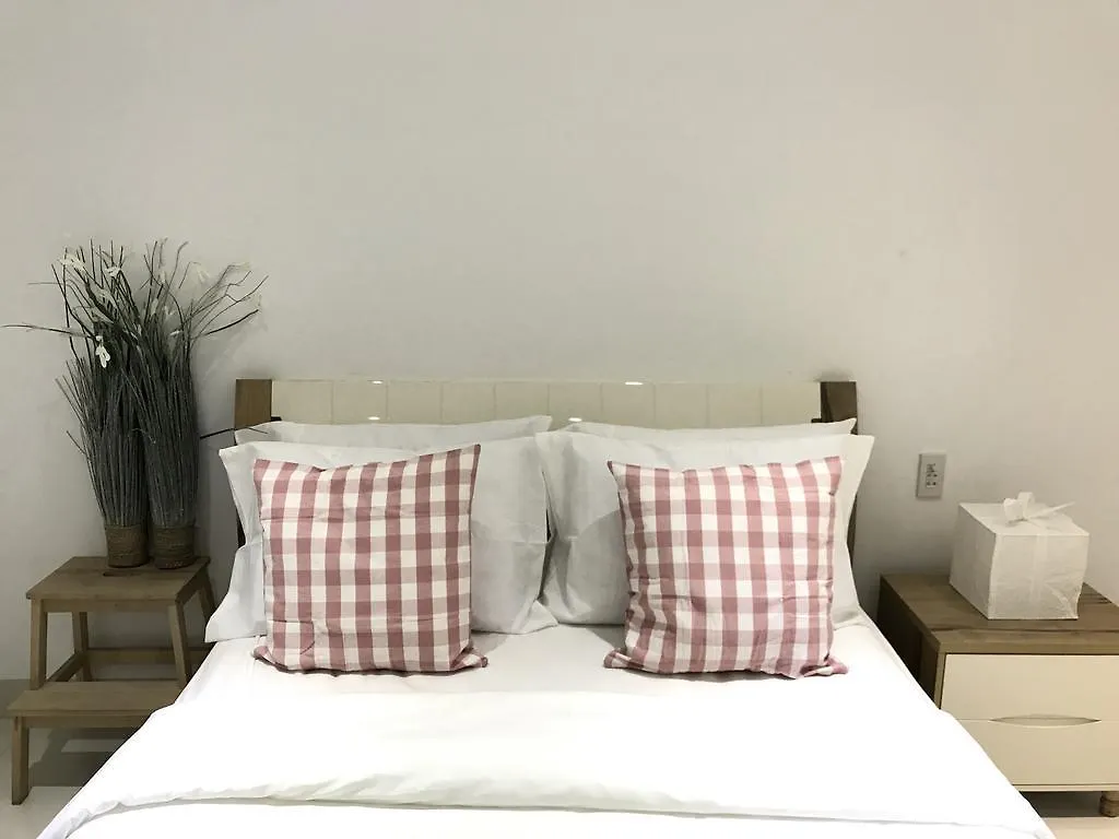 Vivid Garden Homestay Нячанг