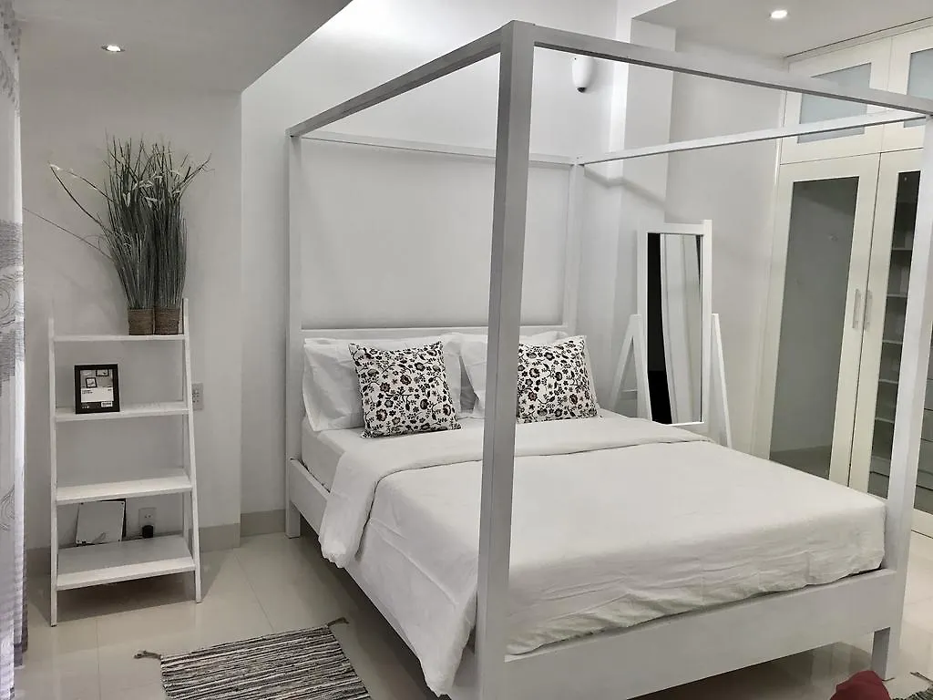 Vivid Garden Homestay Нячанг